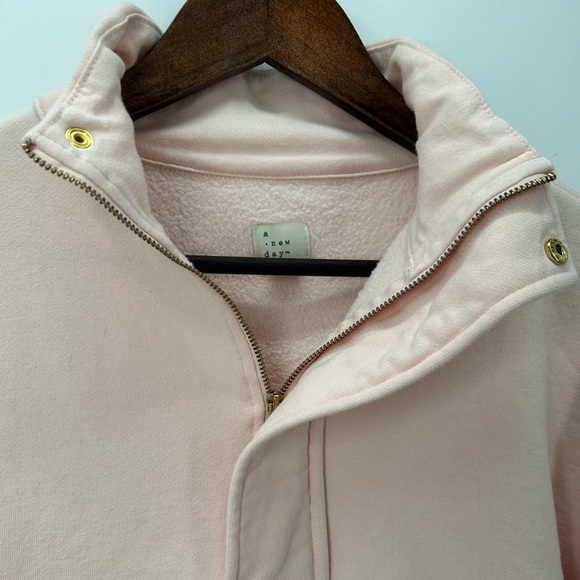 Target A New Day Quarter Zip Sweatshirt, size Medium. Light pink. - Picture 3 of 6